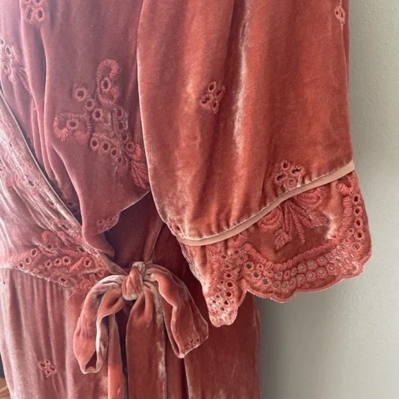 Johnny Was Jade Lola Velvet Wrap Midi Dress, SZ Small - Picture 4 of 8